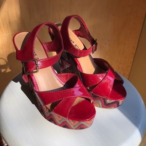 Madden Girl red platform wedge size 5.5